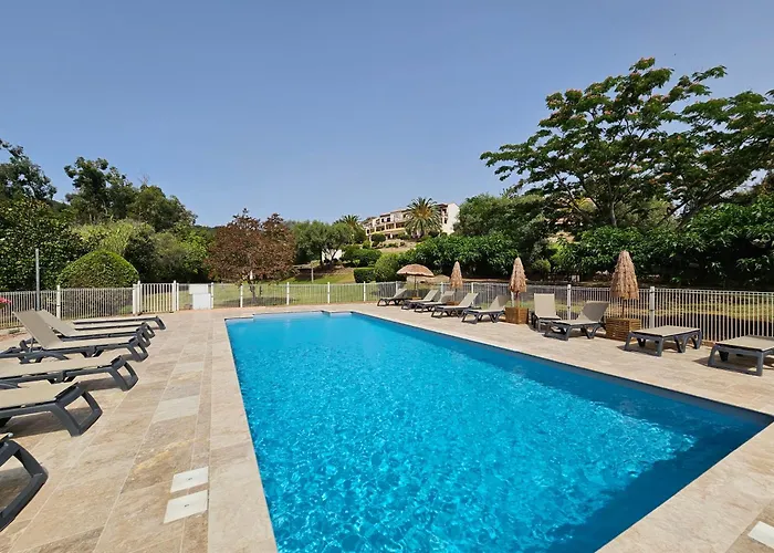 Appartement Cardellini 10- Vue Mer-piscine En Résidence